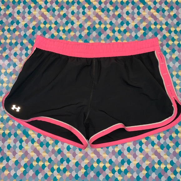 Under Armour Pants - Under Armour Athletic Work Out Shorts
